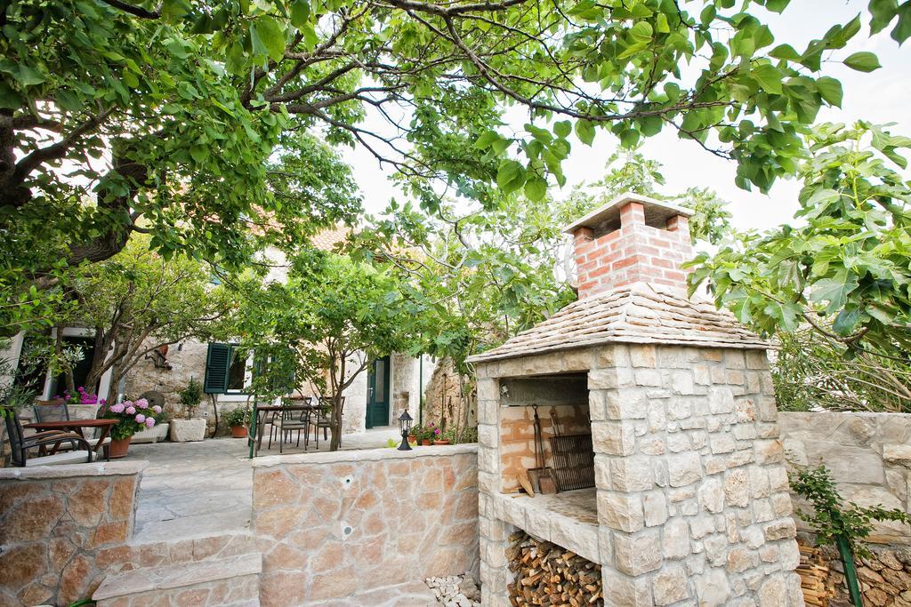 Paradise Stone Apartments Bol Buitenkant foto
