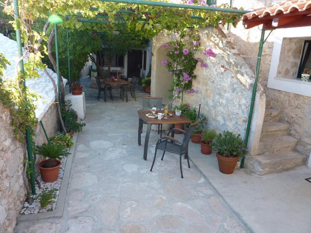 Paradise Stone Apartments Bol Buitenkant foto